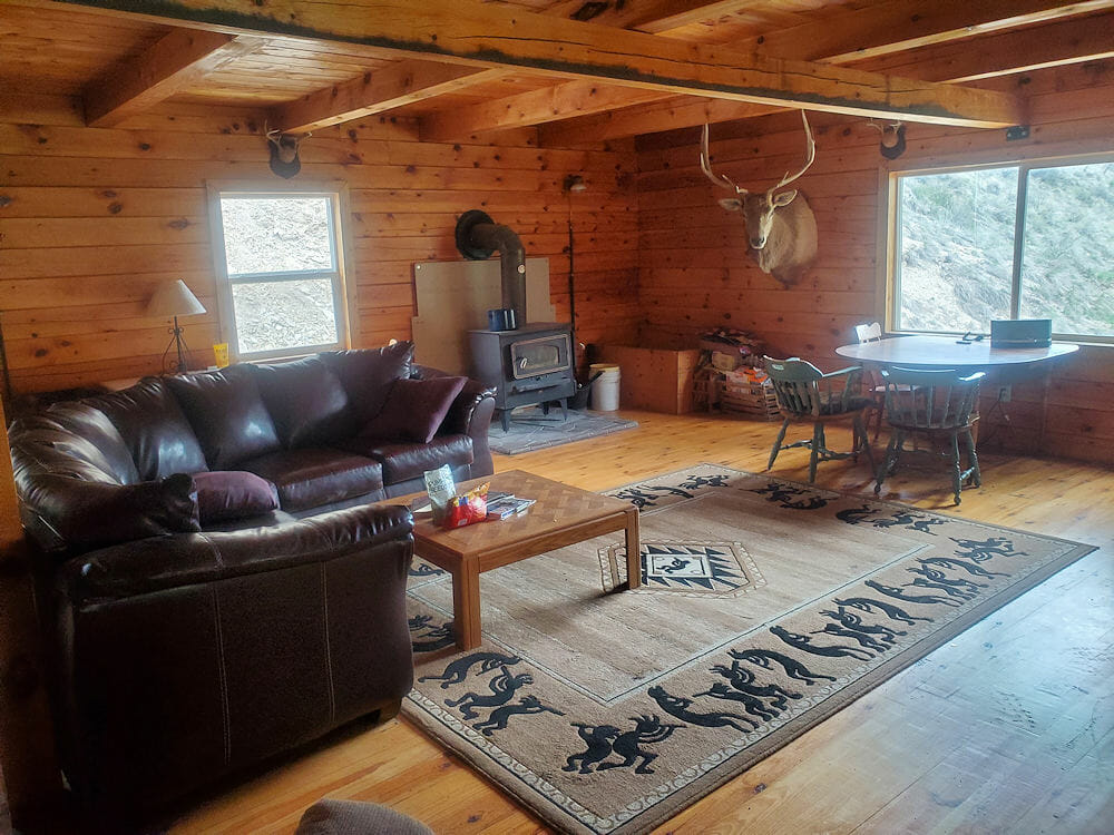 Elk Hunting Lodge Colorado